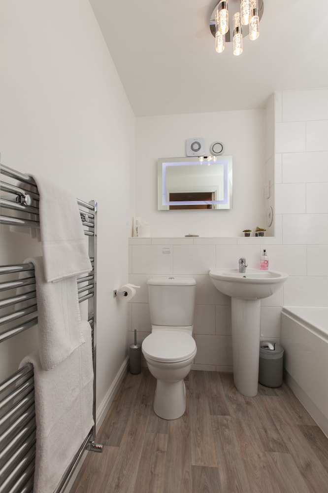 Duloch Apartments TP