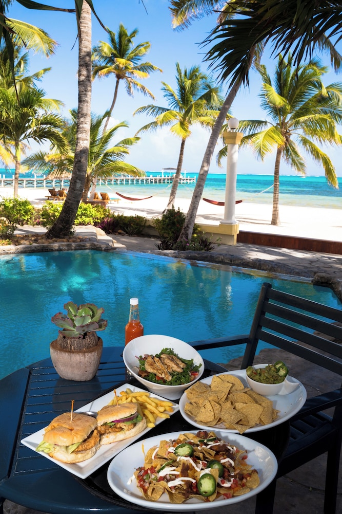 Pelican Reef Villas Resort
