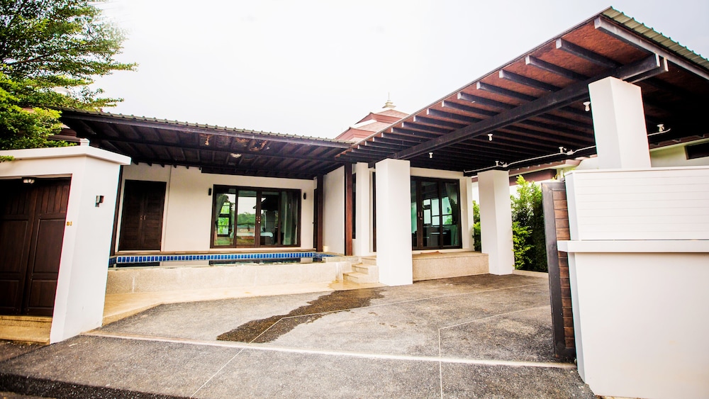 Buabaan Villa