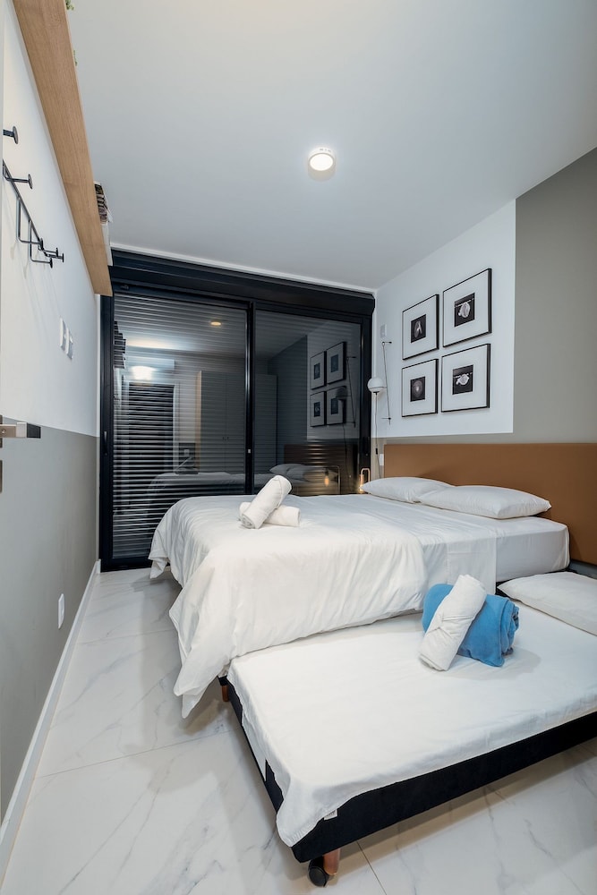 Apartment With/pool in Jurere Internacional Epc204
