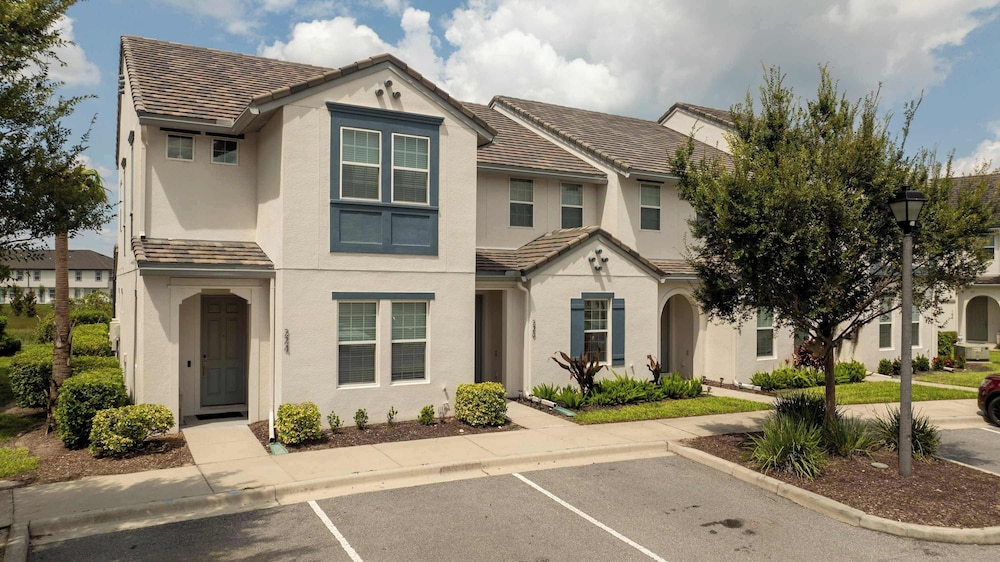 Charming 3Bd W/ Private Pool Festival Resort 220