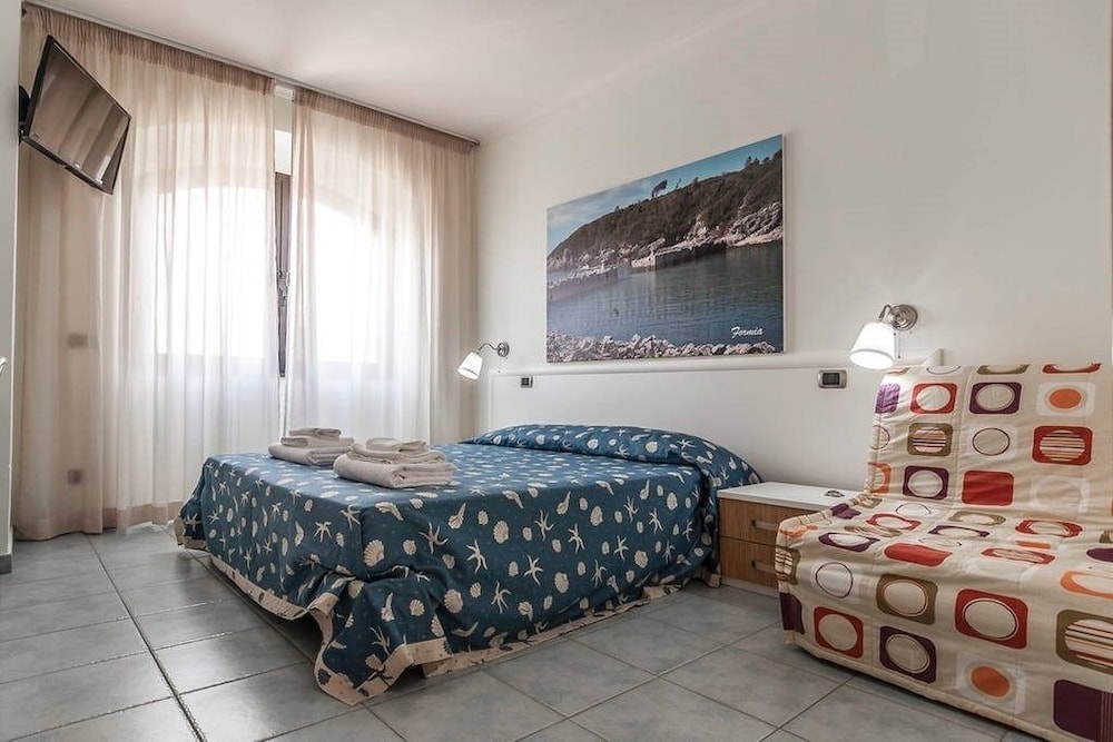 Hotel Tirreno