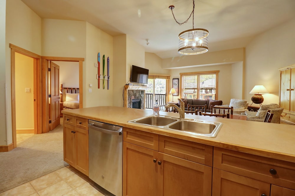 SkyRun Vacation Condos Copper Mountain Resort