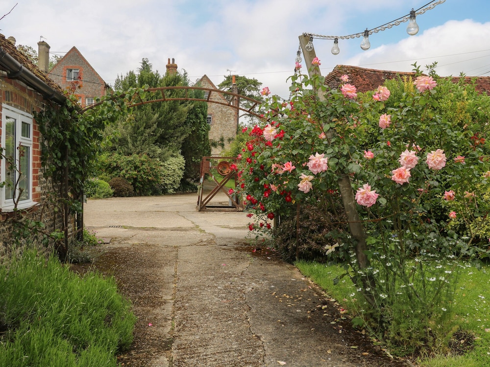 Byre Cottage 4