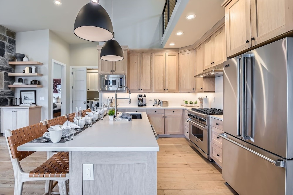 Deer Valley East Perfection On Vissen! 933 4 Bedroom Townhouse