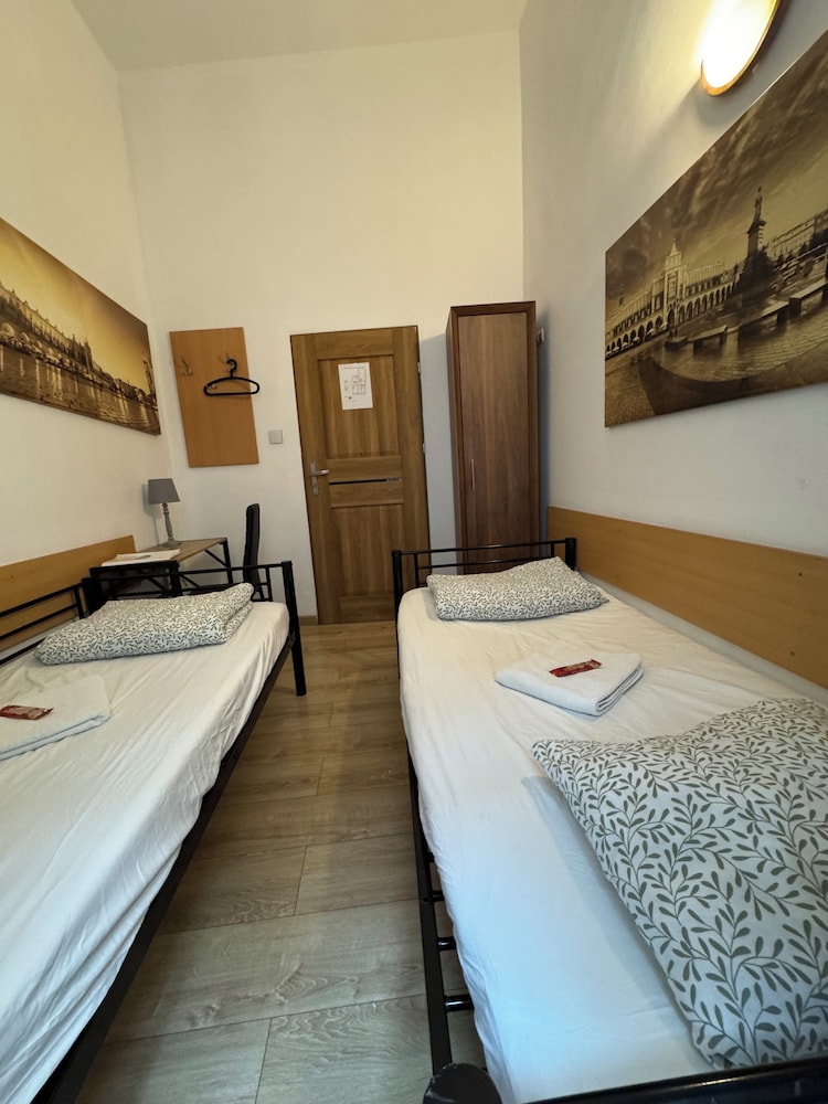 Amber Hostel