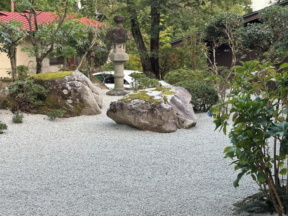 Photo 37