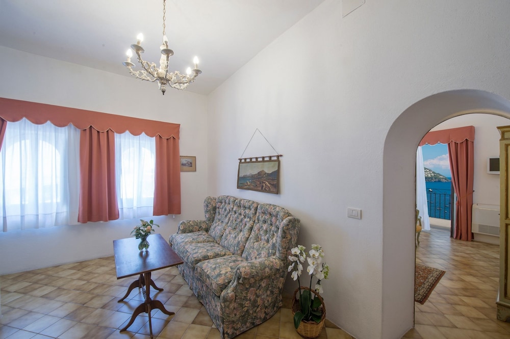 Villa Solenne by Elite Villas