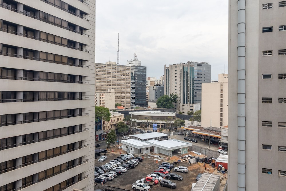 Leoncio 706 in S o Paulo