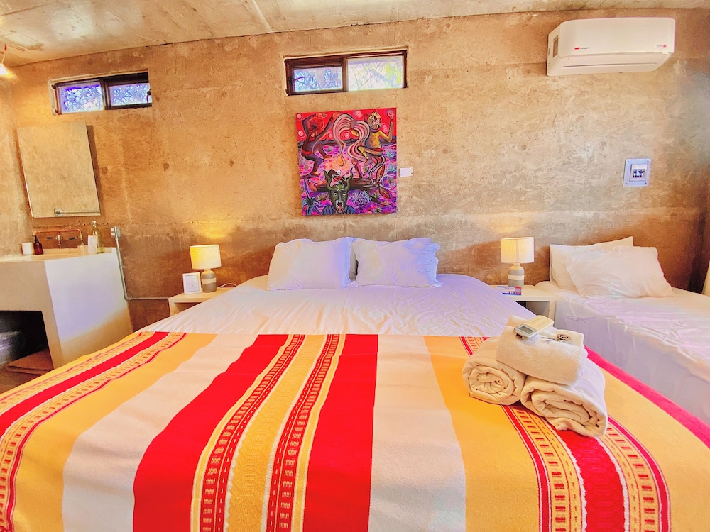 Perro Surfero Hotel Boutique - Todos Santos, BCS