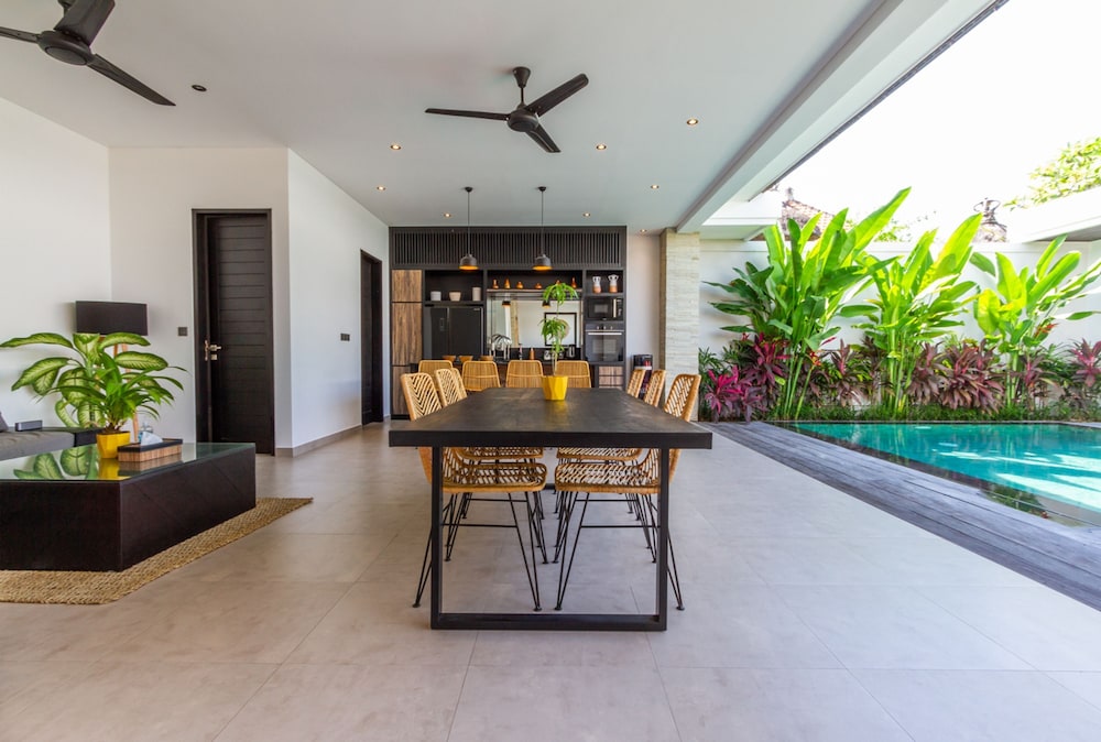 Villa Lys by Alfred in Bali - Charming 3BD Villa w Pool View Near Berawa Beach