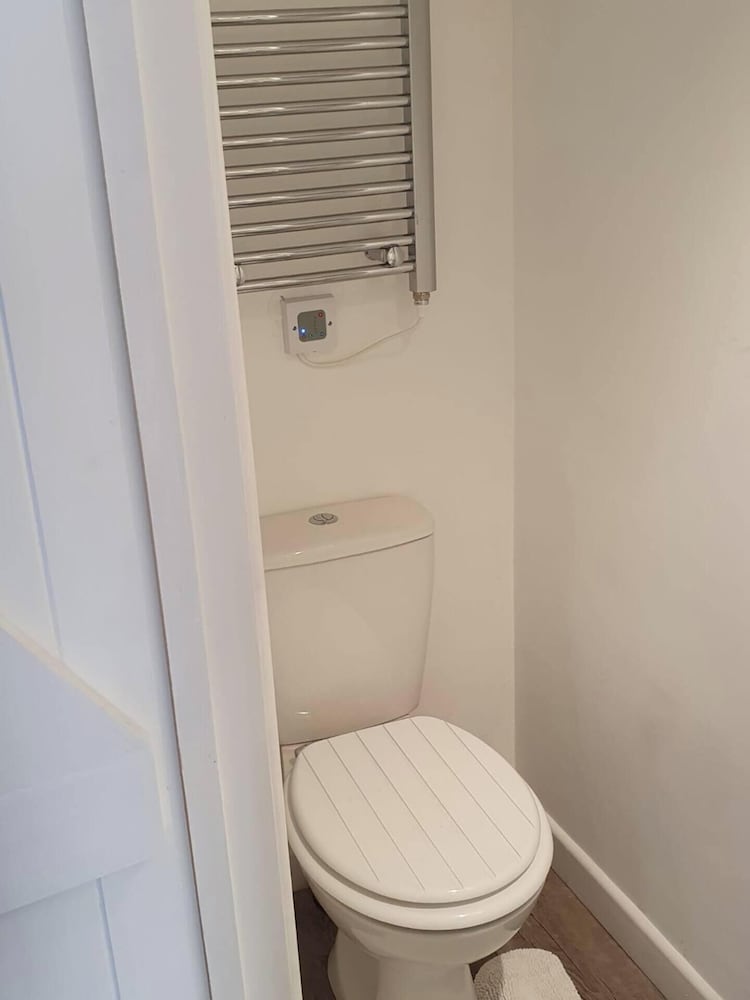 Seaview-petsok-patio-1br