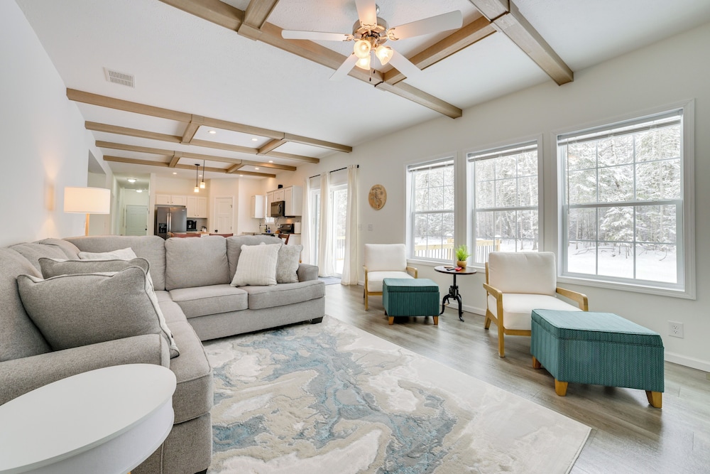Walk to Beach: Modern Retreat in Presque Isle!