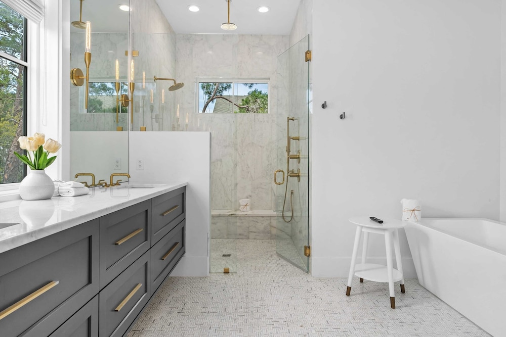 30A Good Vibes by Avantstay Private Pool + Bikes Beach Access