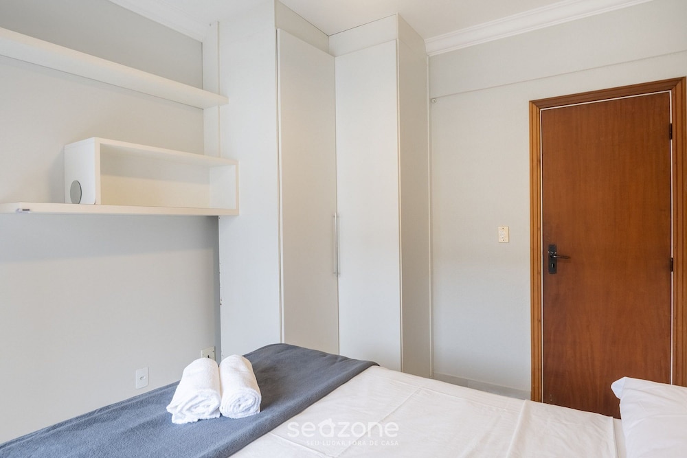 3 Bedroom Apartment 190m From the Beach Epp0602