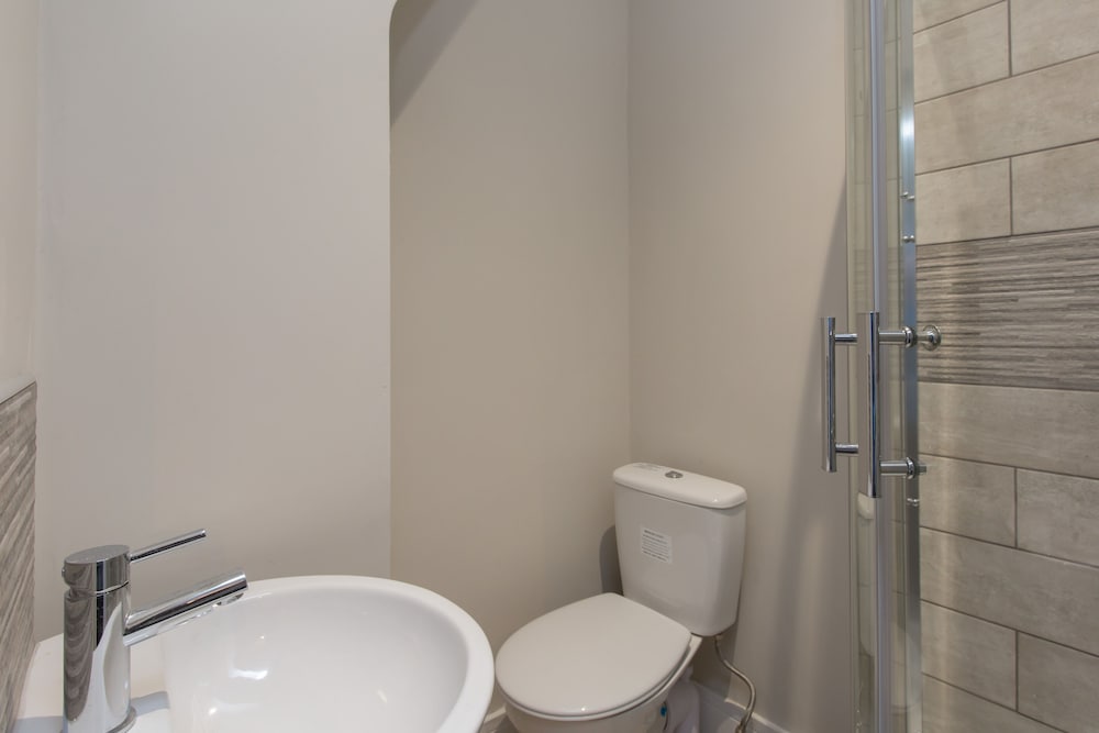 Stoke-on-trent Vacations - Townhouse  Rose Street Stoke - Property Image 27