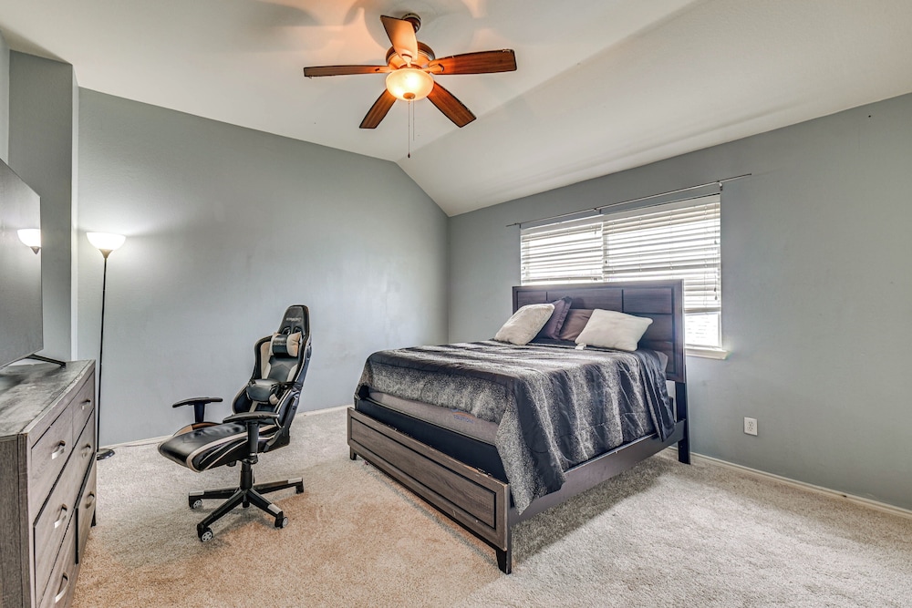 Shop, Play & Explore: Family Home in Allen
