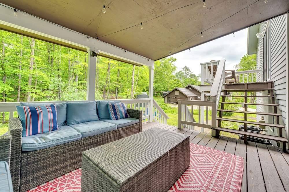 Quiet New Hampshire Getaway w/ Game Room!