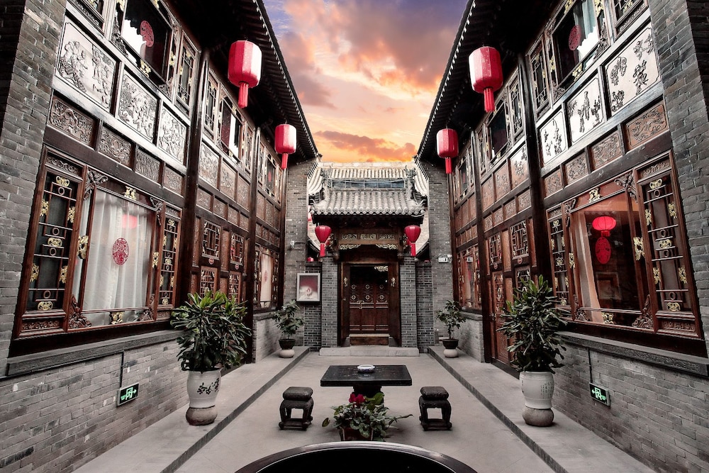 Hanruicheng Inn