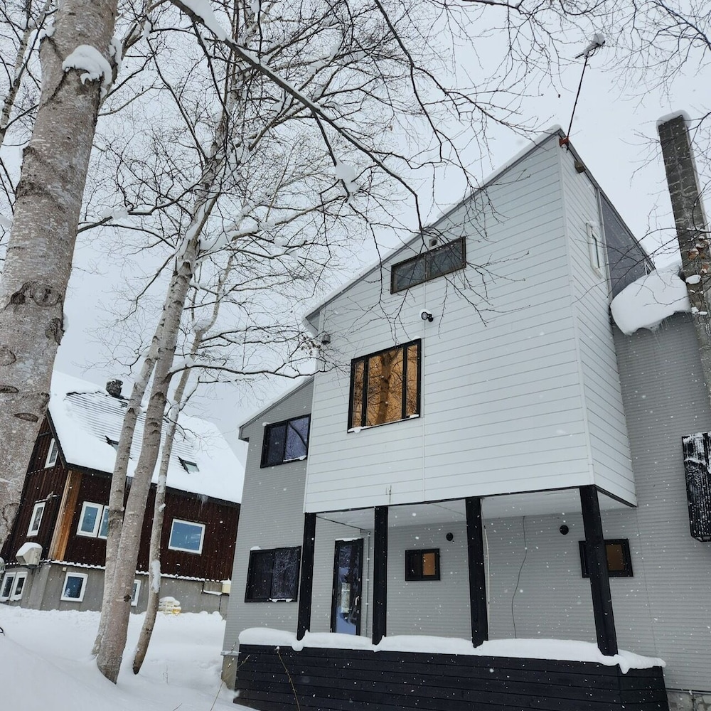Hooting Owl Lodge