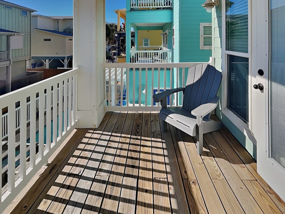 Brew Lagoon by Silver Sands Vacation Rentals