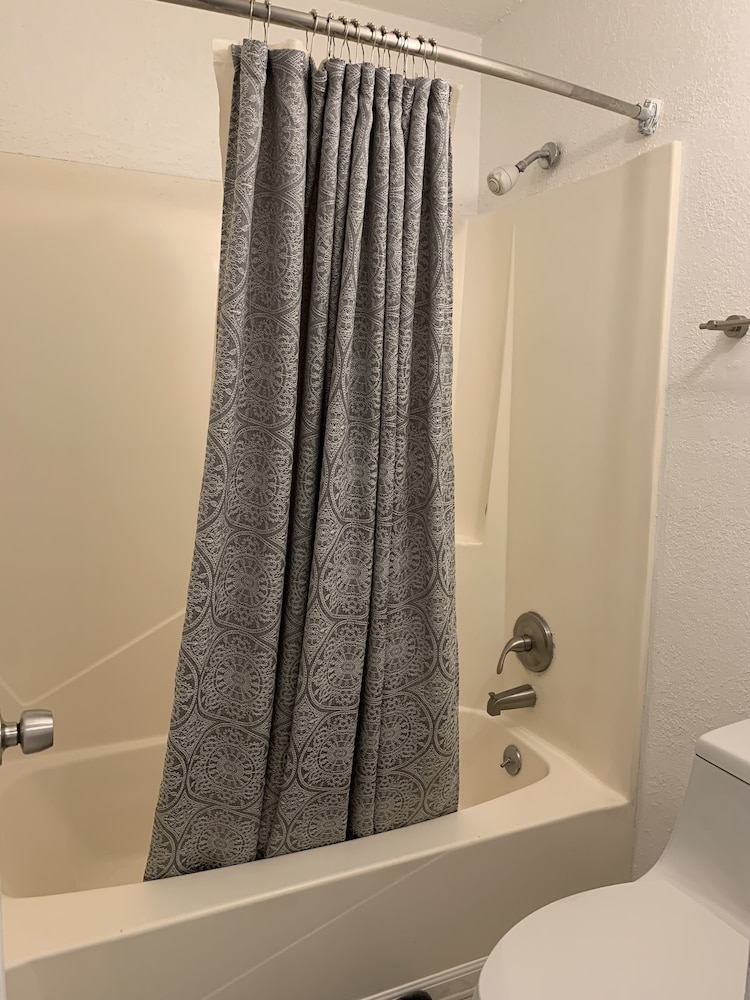 Brunswick Vacations - Extended Stay Brunswick - Property Image 33