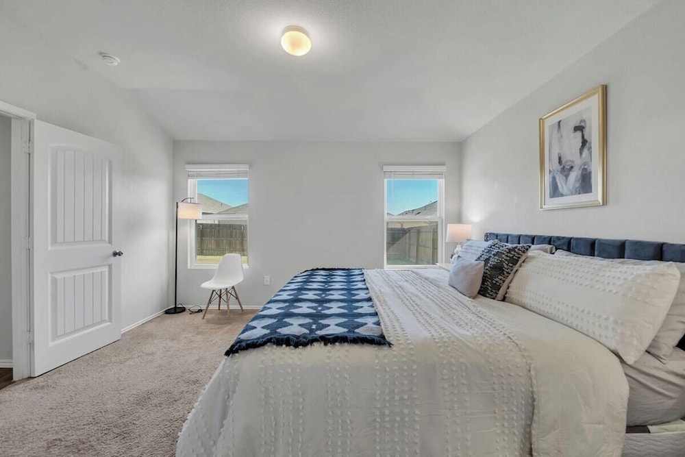 @ Marbella Lane - Polished 3BR Home in Austin TX