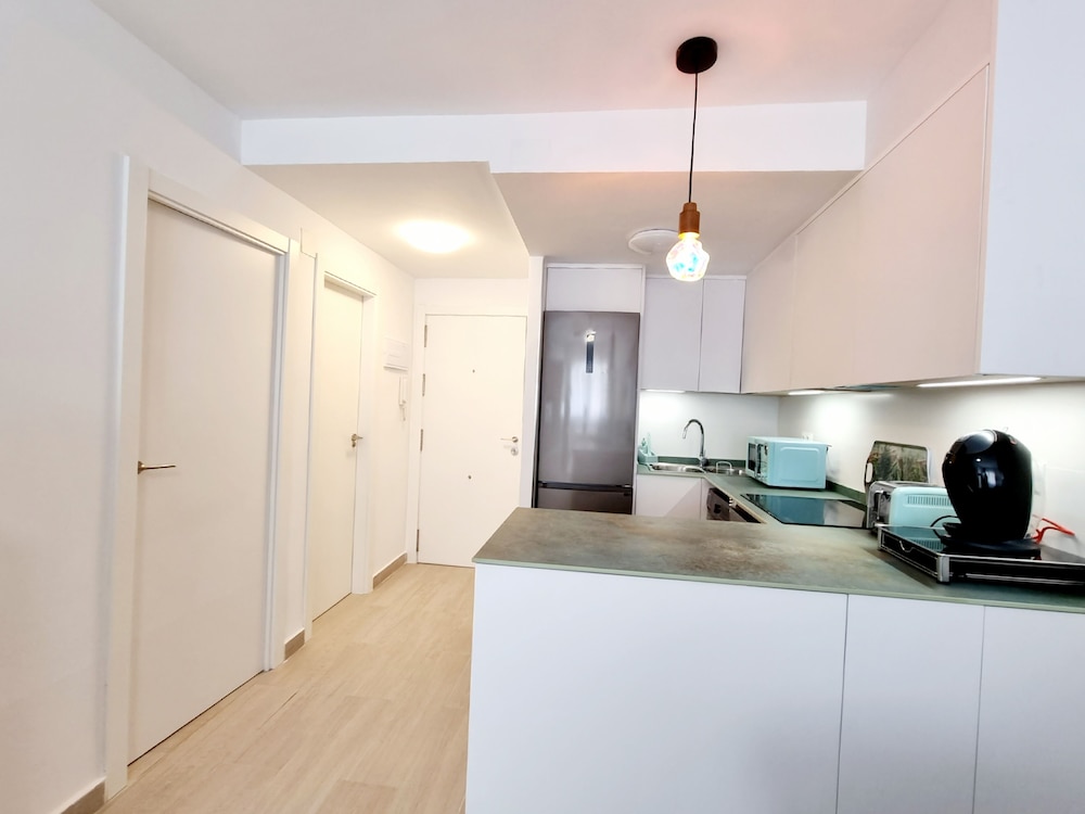 Modern and Cozy Apartment Just Steps From Los Locos Beach