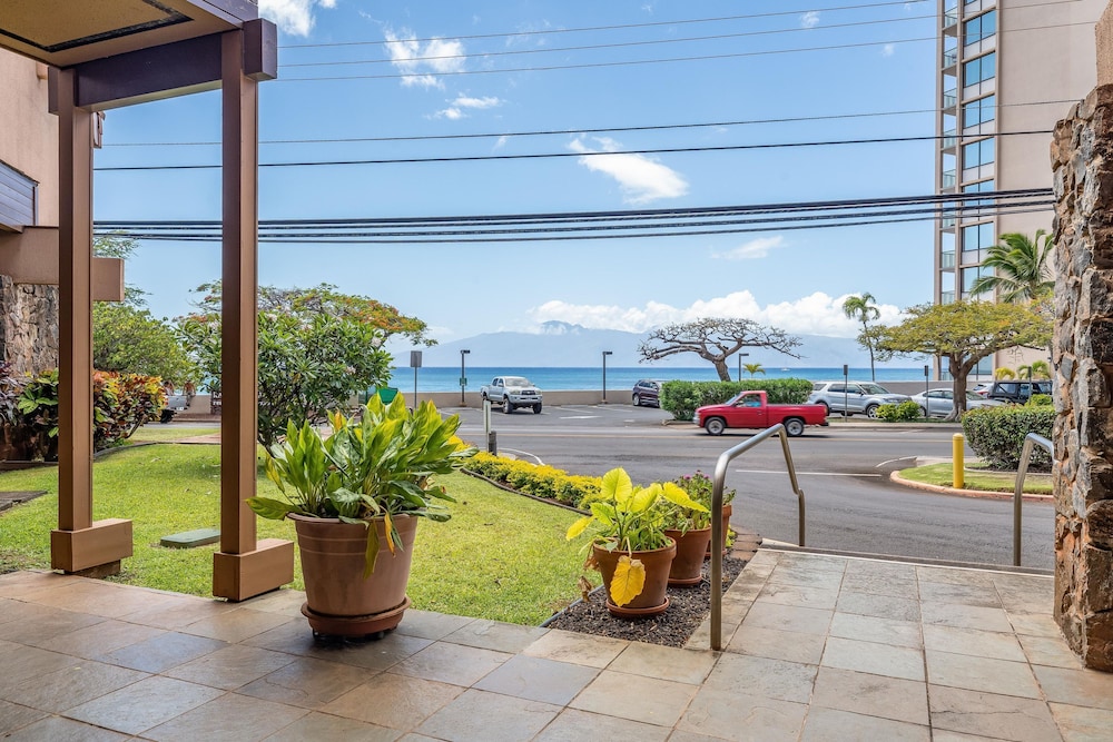 Kahana Villa F405 in Lahaina