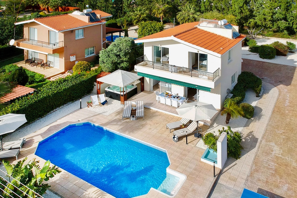 Villa Silverline