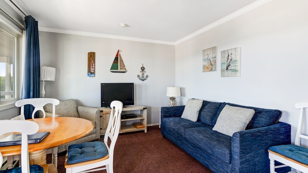 Montauk Oceanside Suites