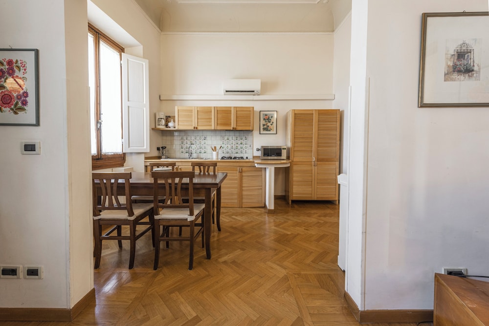 Casa Lisa by MMega