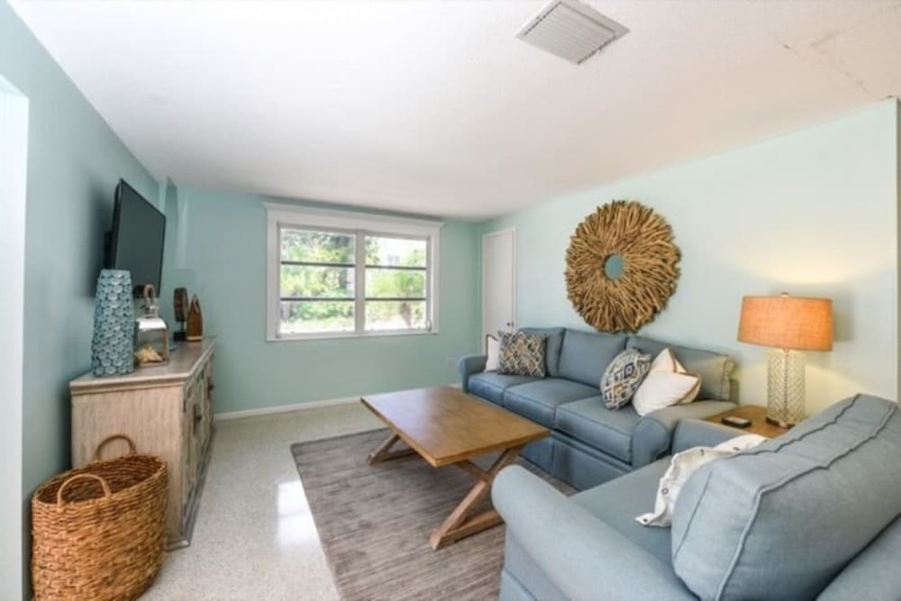 3706 Gulf Dr 2 Bedroom Home by RedAwning