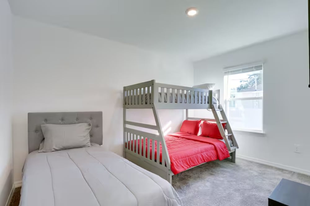 Palm Breeze Lux Stay - Port St. Lucie