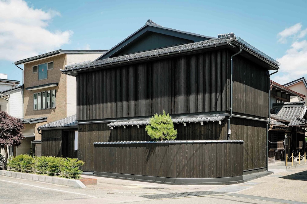 Nananohi Machiya House