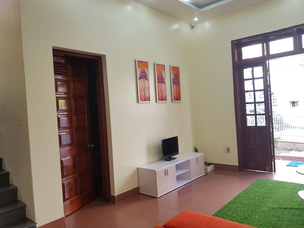 Yen Nhu Guesthouse - Hostel view 4