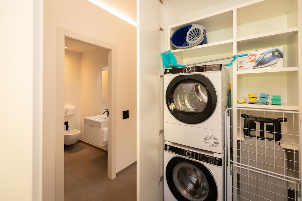 Res.3544 Apt King 304