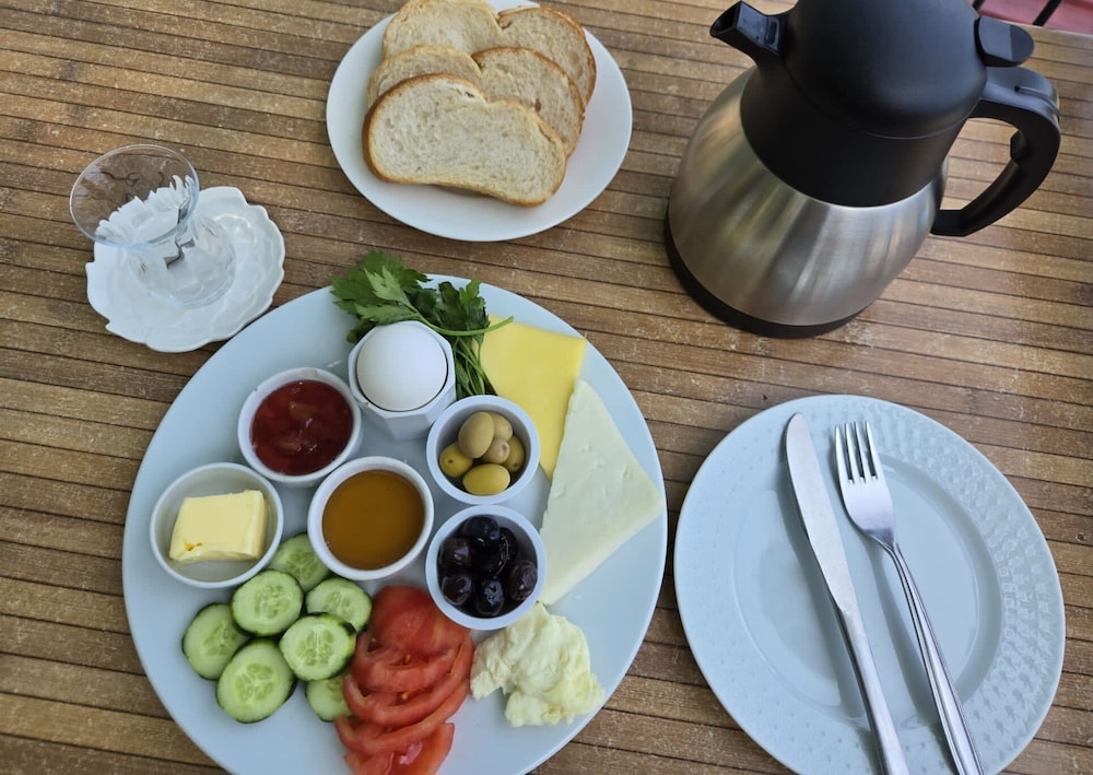 Saklıköyevleri