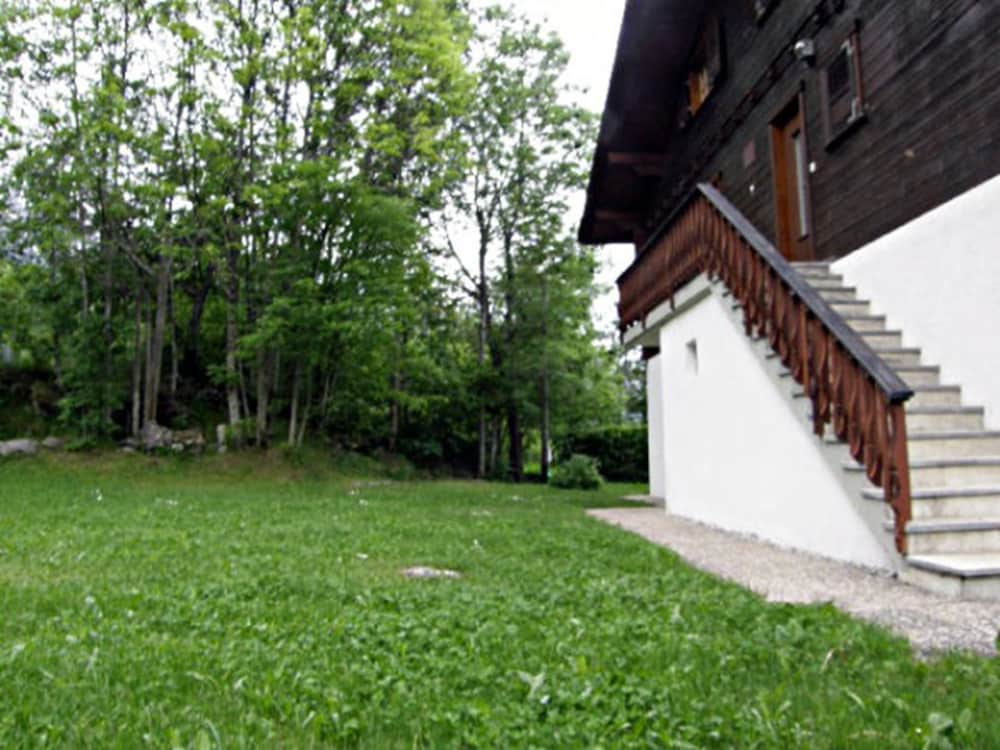 Photo 18