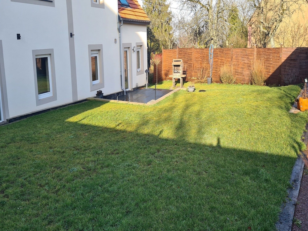 Spacious Stay in Lemberg photo 2