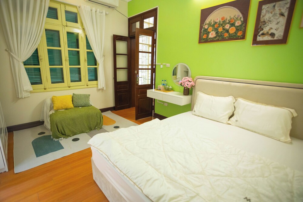 Alula Residence Homestay