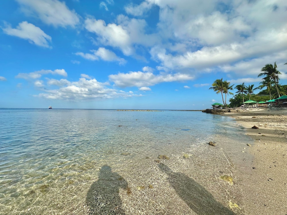 Manzil Anilao B&B Superior Bedroom U3