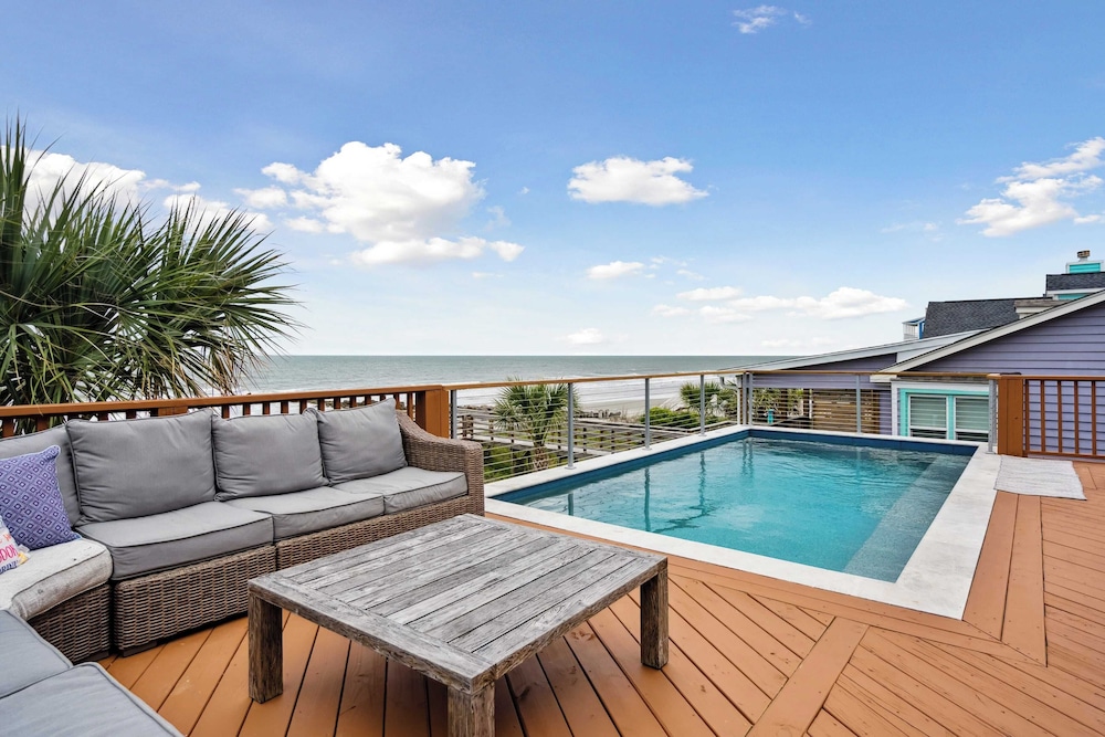 Oceanfront w/ Pool, Panoramic Deck Views, 5bdr Folly Ocean Breeze by Avantstay
