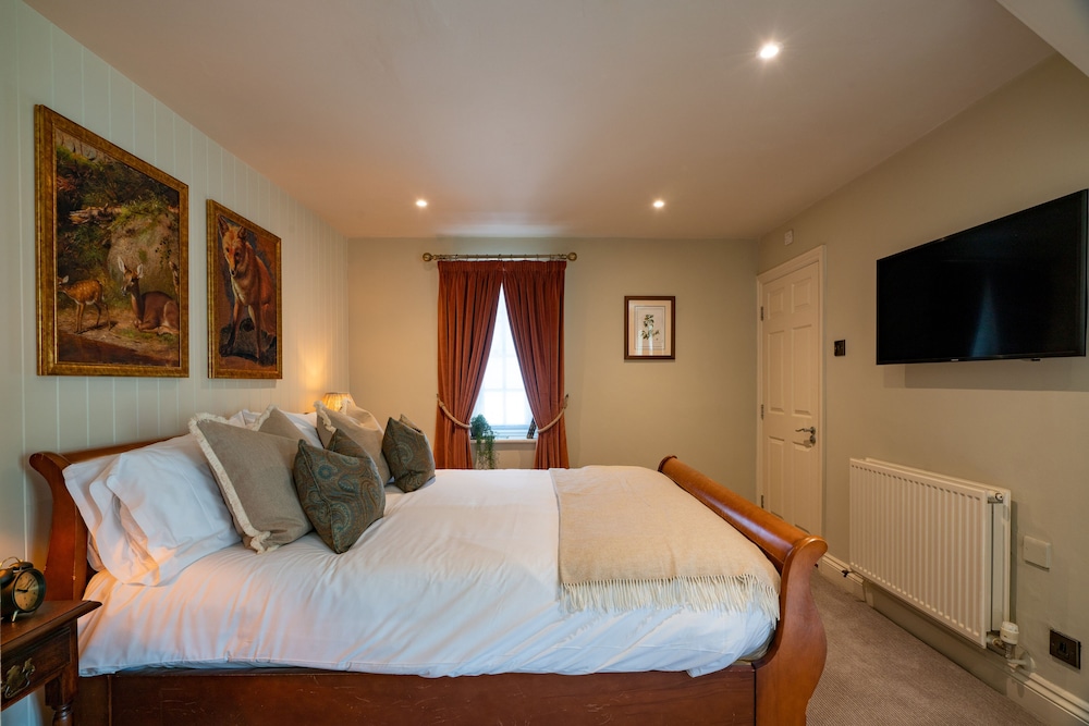 High Corner Inn