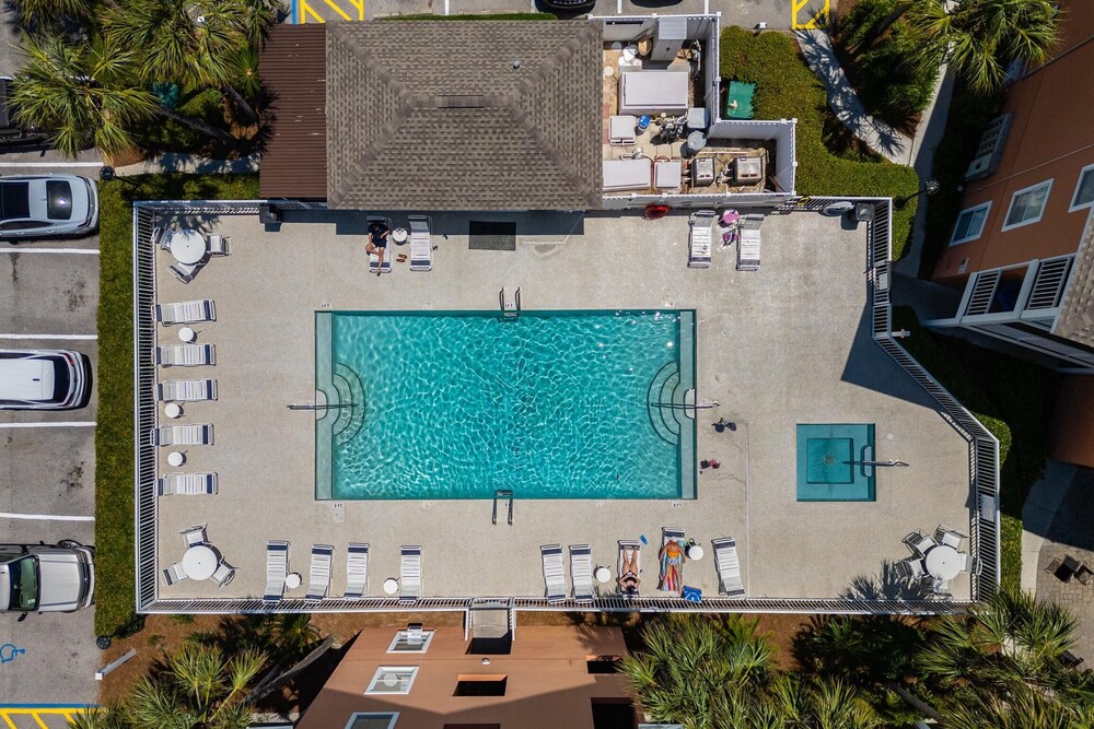 Gulfview II 101