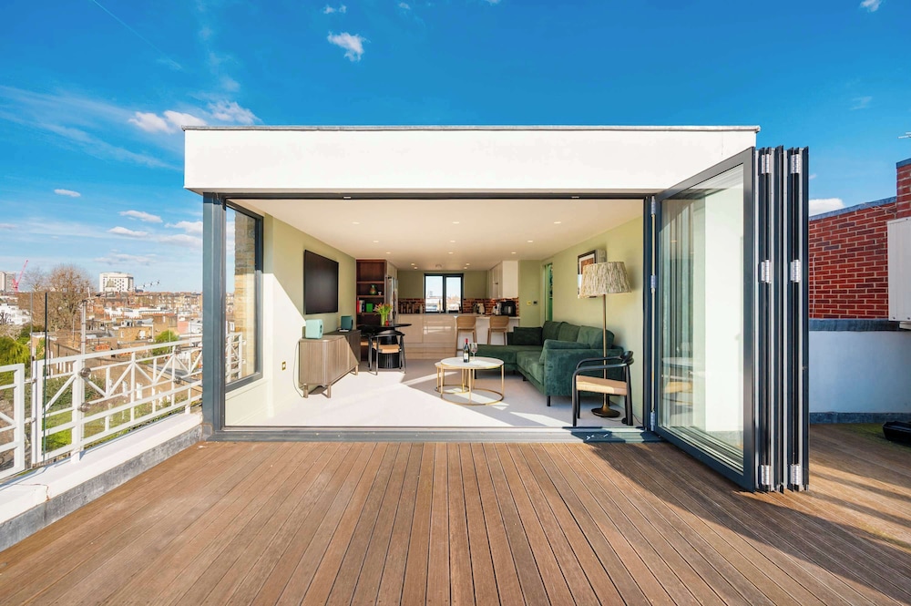 Maison De Brompton With 1 Bedrooms and 1 Bathrooms