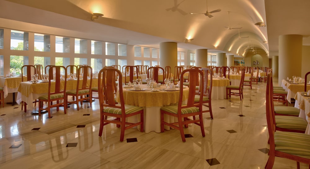Las Brisas Huatulco - Property Image 8