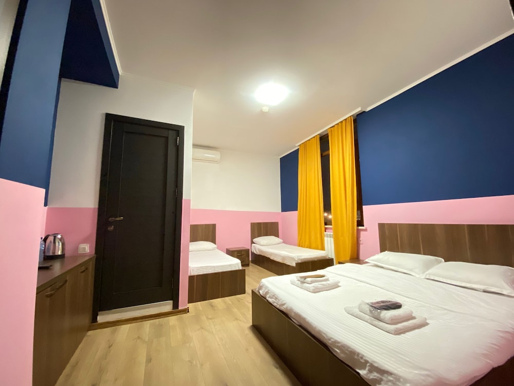 Rostivan Hotel Ve Hostel