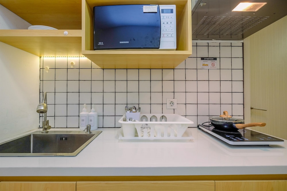Comfy And Homey 2Br At Meikarta Apartment view 4