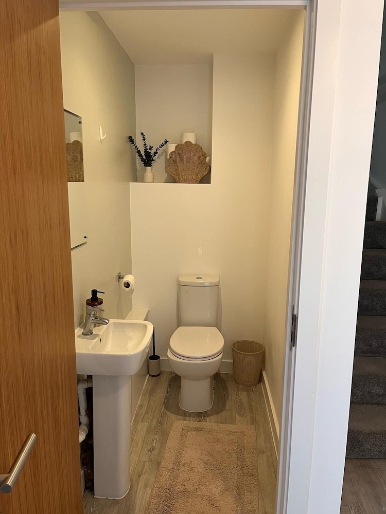 2 Bed Apartment in Salford